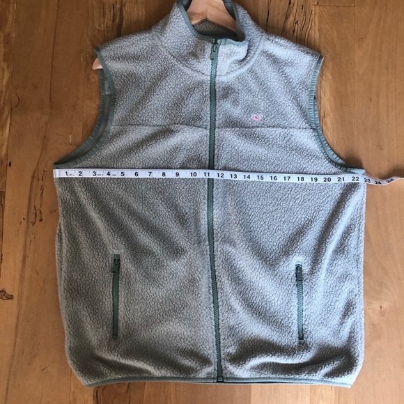 Vineyard Vines Men’s Sweater Vest - Picture 8 of 9